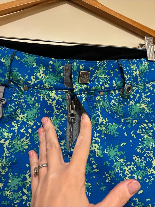 686 Womens Snowboarding Slim Flare Pants Blue & Green Camo Size Medium - Image 2