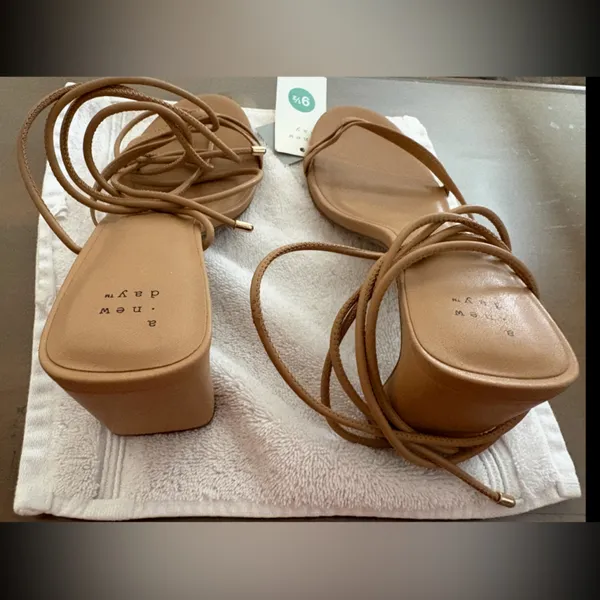 a new day Women's Brown Strappy Sandals lace-up sandals size 9.5 - Image 4