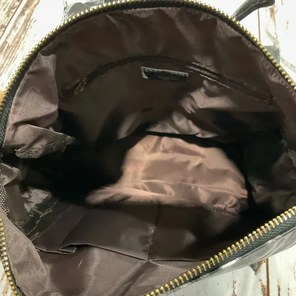 Nwot Modern & Chic Faux Leather Convertible‎ Tote Strap Backpack - Image 4