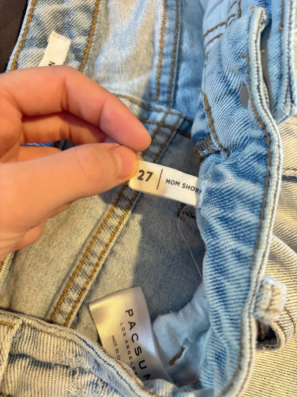 PacSun Jean Mom Shorts Light Wash - Image 3