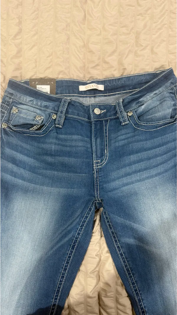 Shyanne women’s embellished bootcut jeans - Image 3