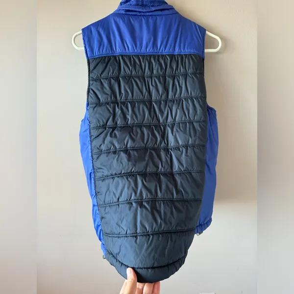 American‎ Eagle Women’s Vintage Early 90s Puffer Vest Size Large - Image 2