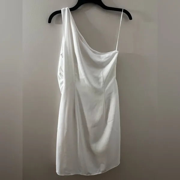 Like anew! Amanda Uprichard REVOLVE Conetta Dress in Ivory, size XS - Image 5