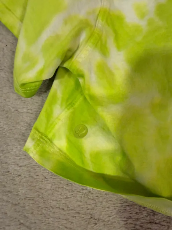 Cropped Lululemon Top - Image 3