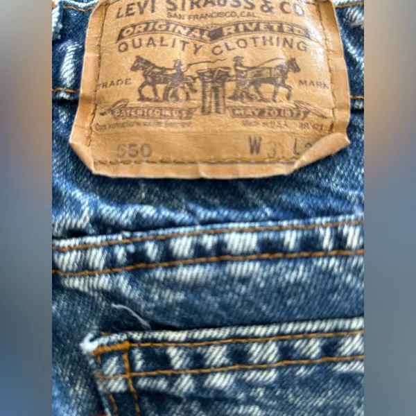 Vintage Levi’s 550 Orange Tab Jeans Made in USA 31x34 Classic Vintage Wash - Image 7