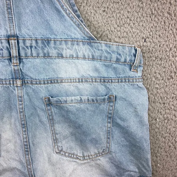 Denim Shorts Overalls Women M 10 Light Wash Distressed Raw Hem Shortalls Y2K 90s - Image 11
