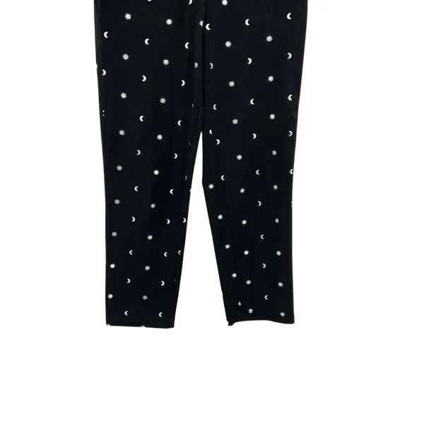 ModCloth Game Changer Twill Pants Ankle Star Moon Print Silver‎ Black Size 4 - Image 6