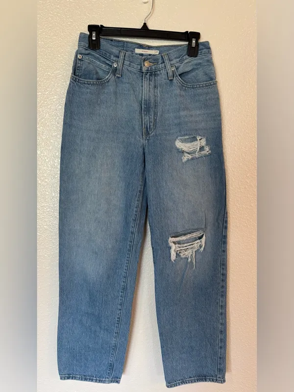 LEVIS 100% Cotton 94’ Baggy Distressed Jeans - Image 3