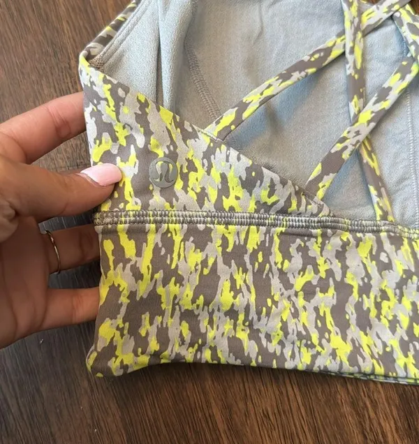Lululemon sports bra - Image 4