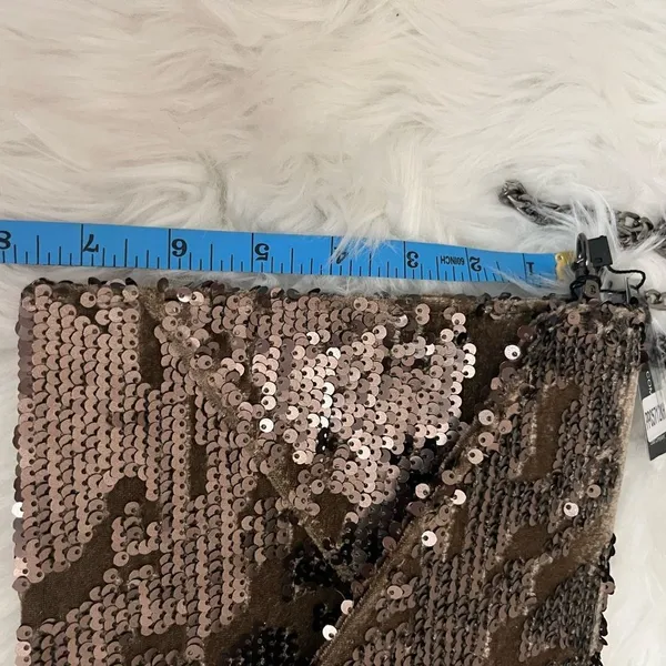 Lulus Bronze Sequin Envelope Convertible Crossbody/ Clutch NEW - Image 8