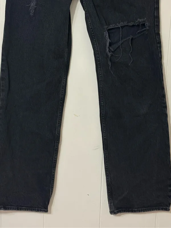 Abercrombie 90s Relaxed High Rise Distressed Black Jeans 28 / 6 - Image 3