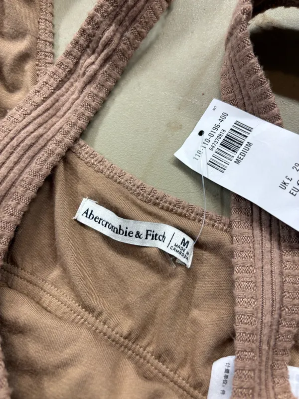 Abercrombie and Fitch NWT Bra Tank - Image 3
