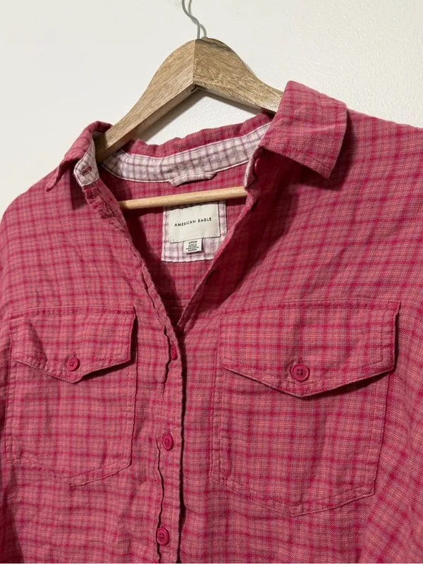 American Eagle Cropped Flannel Shirt Size Small Oversized Pink Button up - Image 5