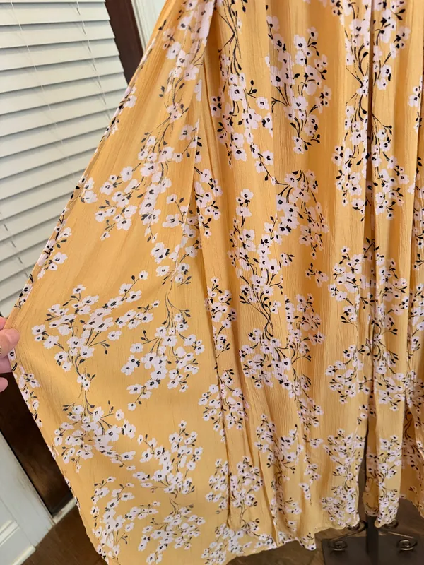 Billabong NWT Floral Yellow Wide-Leg Pants with Faux Wrap on Legs - Image 5