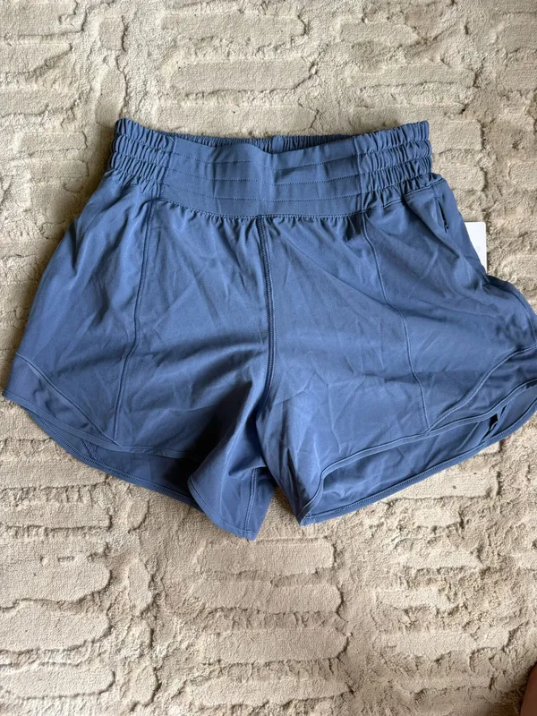 Lululemon Shorts Hotty 4" Lined  - Image 2