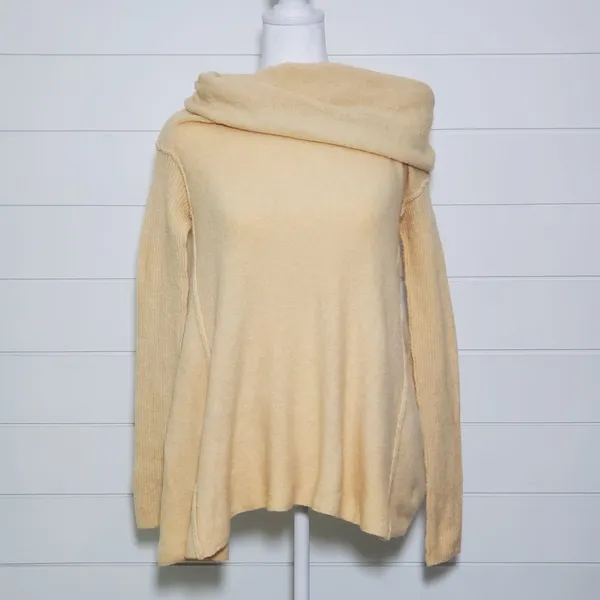 Free People Strawberry Fields Cream Knit Cowl‎ Neck Sweater Size S - Image 2