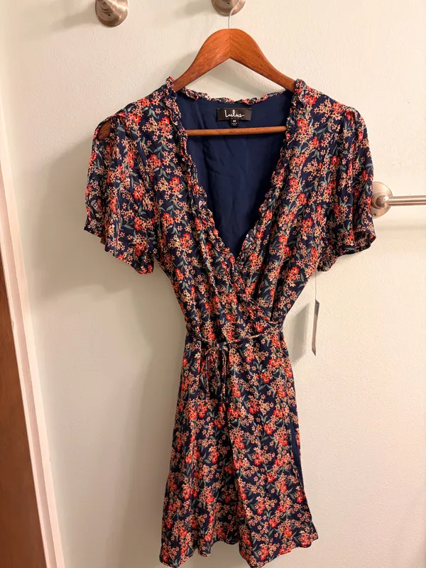 Lulus Audacious Audrey Navy Blue Floral Print Wrap Dress - Image 2