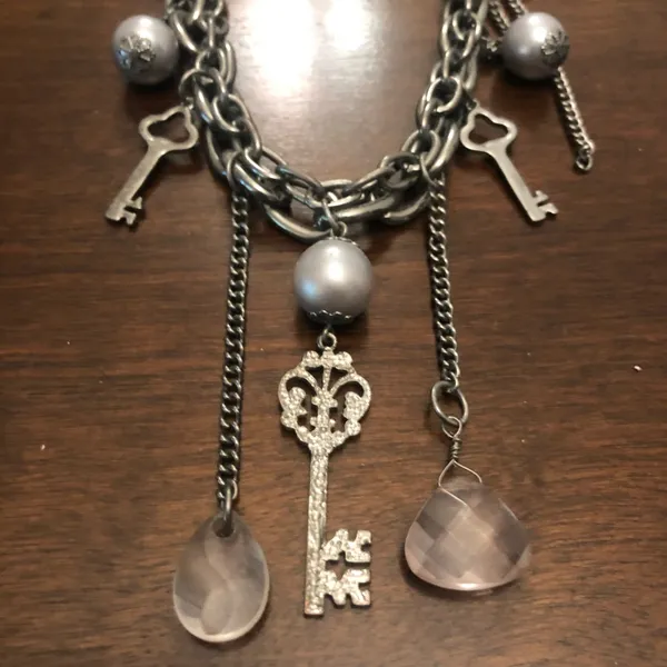 Key 🔑 charm necklace - Image 2