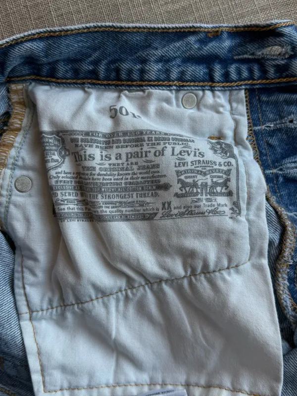 Levi’s 501 Shorts - Image 3