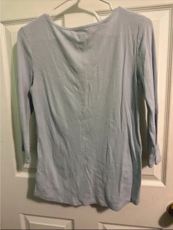 Old Navy Light Blue Ribbed V-Neck Henley - Image 3