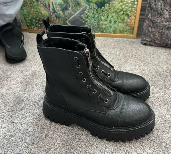 Madden Girl Combat Black Boots - Image 2