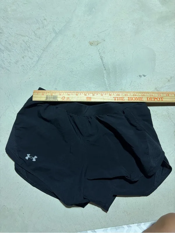 Under Armour Women's Black Athletic Running Shorts small - Image 2