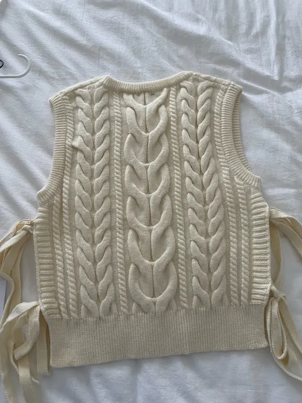 Vestique Sweater Tie Tank - Image 4