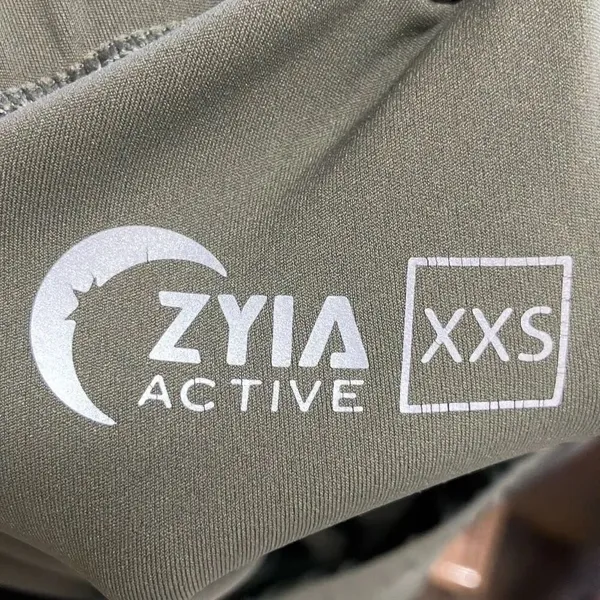 416. Zyia active olive green athletic cargo Cozycore joggers size XXS - Image 4