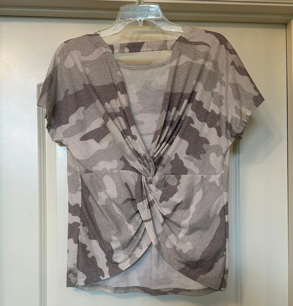 Simply Southern - Adorable Camo Top With Twist Detail Back 🤍 - Image 2