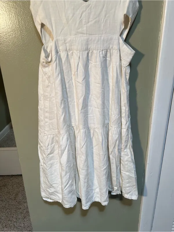 Storia Women's Size Medium Sleeveless Midi Dress White V-Neck Cutout Button Fron - Image 8