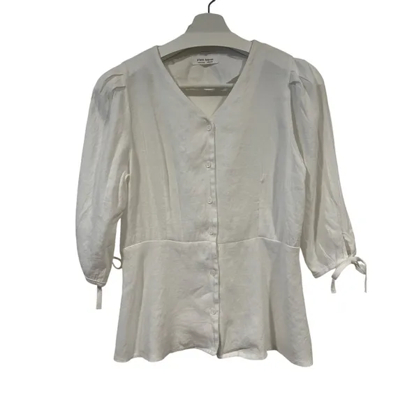 Women’s Minimalist CottageCore White Cotton Puff Sleeve Peplum Blouse M - Image 2