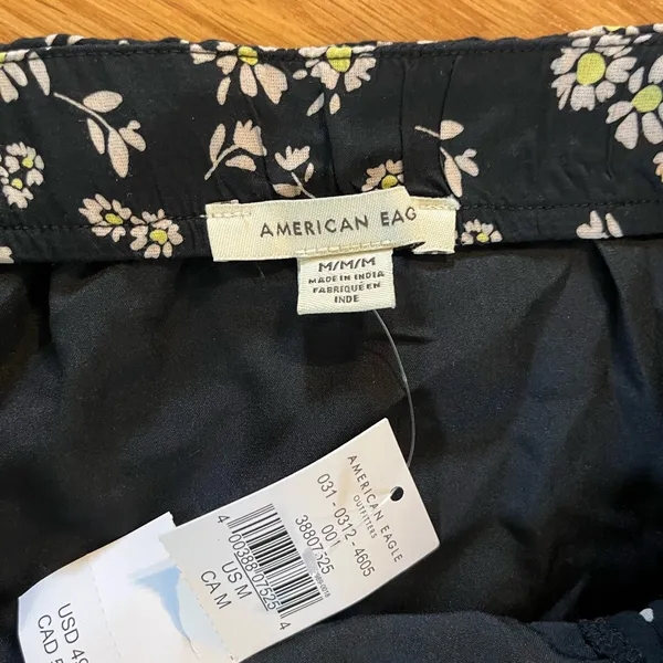 American‎ Eagle Silky Mini Skirt and AE Super Cropped V Neck Halter Top NWT - Image 6