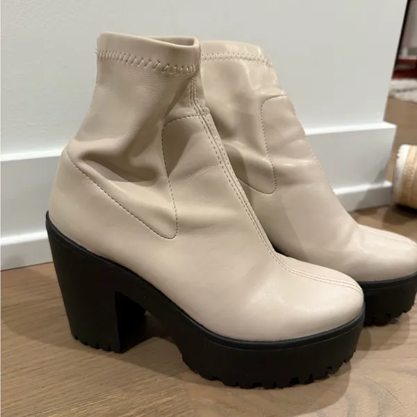 Topshop Beige Heeled Platform Boots new - Image 2