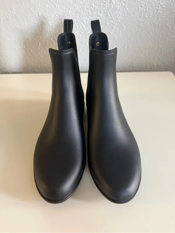 Sam Edelman Tinsley Black Cheslea Rain Matte Ankle Waterproof Booties Size 8 - Image 4