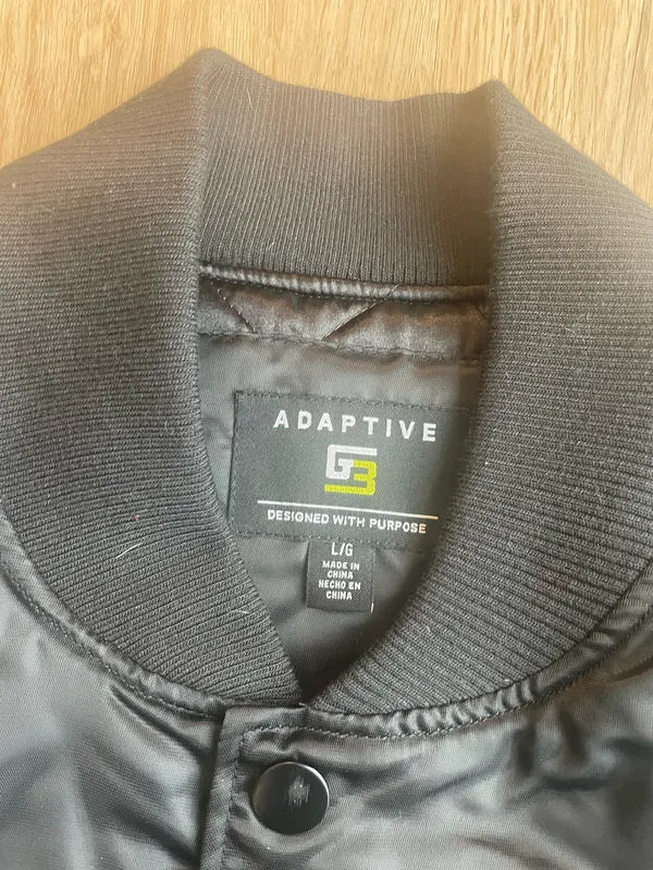 Atlanta Hawks Adaptive Bomber Jacket Size Large Black - Image 4