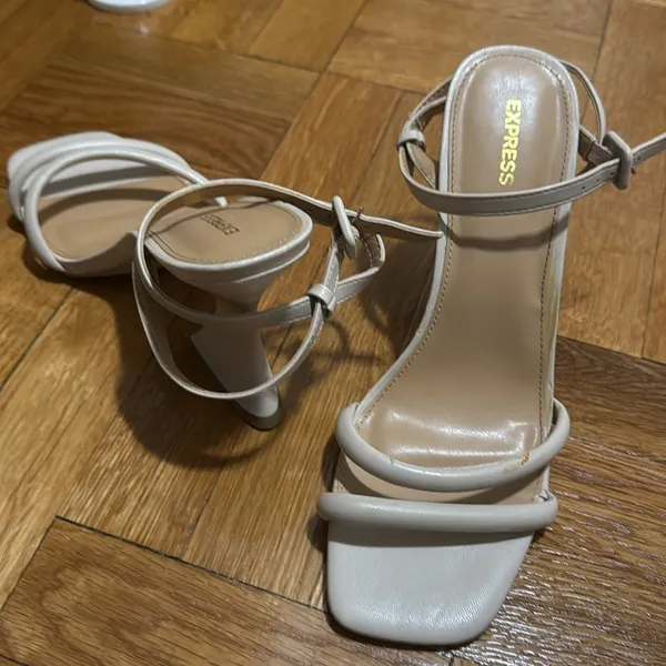 Express Chunky Heels - Image 3