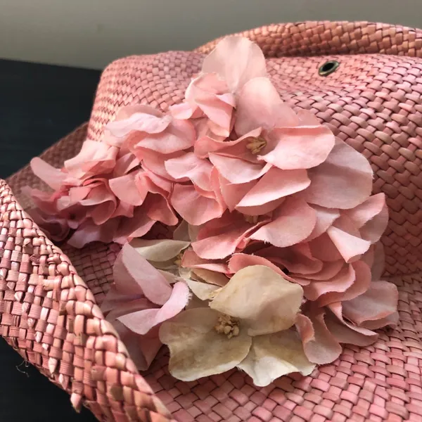 Vintage Liz Claiborne Pink Straw Cowboy Hat with Floral Flower Accent - Image 4