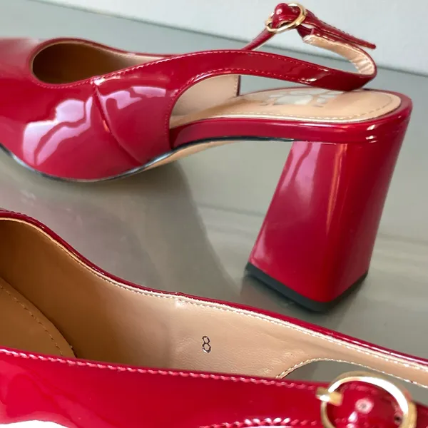 Women’s Red Patent Leather Slingback Block Heel Pumps Pointed Toe Size 8 NEW - Image 6
