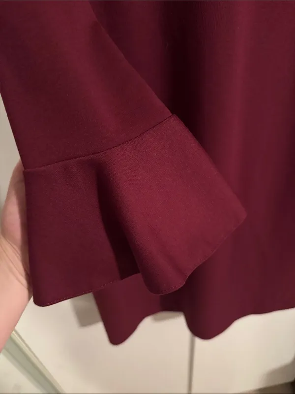 Old Navy Bell-Sleeve Shift Dress - Image 3