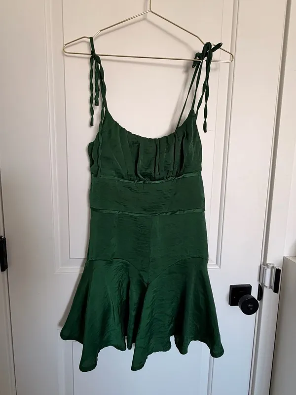 Princess Polly Bowers Emerald Green Satin Romper Playsuit - Image 4