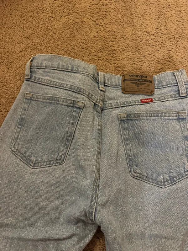 Wrangler Light Wash Jeans Straight - Image 4