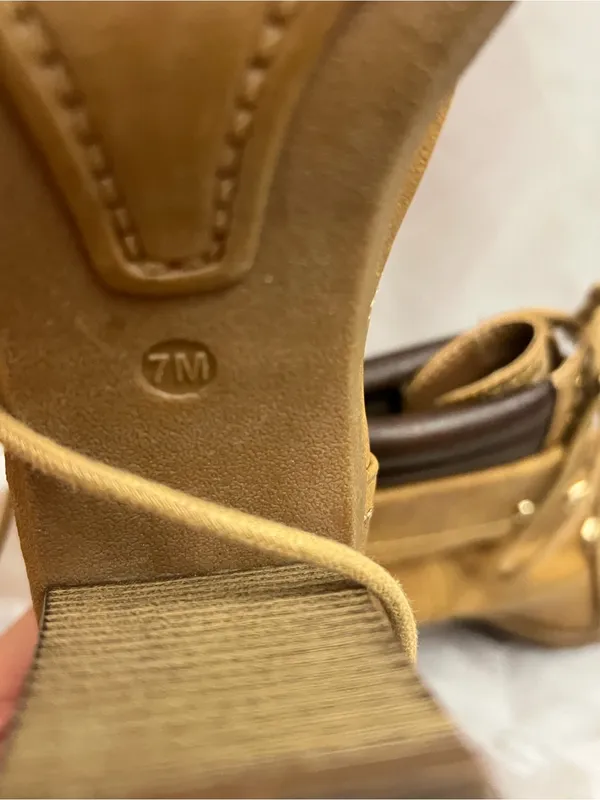 G by GUESS Women’s Size 7 Tan Lace Up Heeled Combat Ankle Boots - Image 7