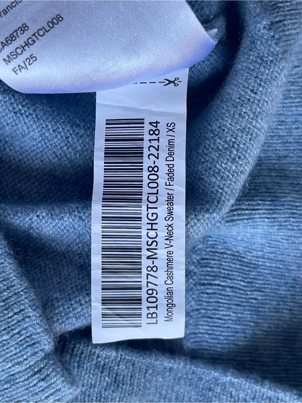 Quince Mongolian Cashmere V-Neck Sweater Faded Denim minimalist luxury XS - Image 5