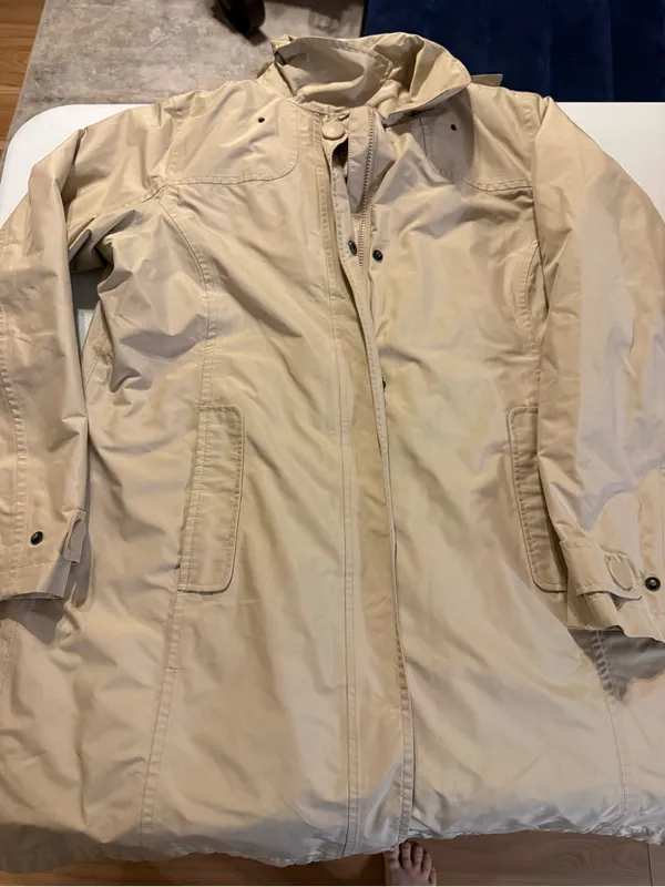 L.L. Bean Women's H2OFF Raincoat Beige Hooded Trench Coat S Regular Zip Up - Image 2