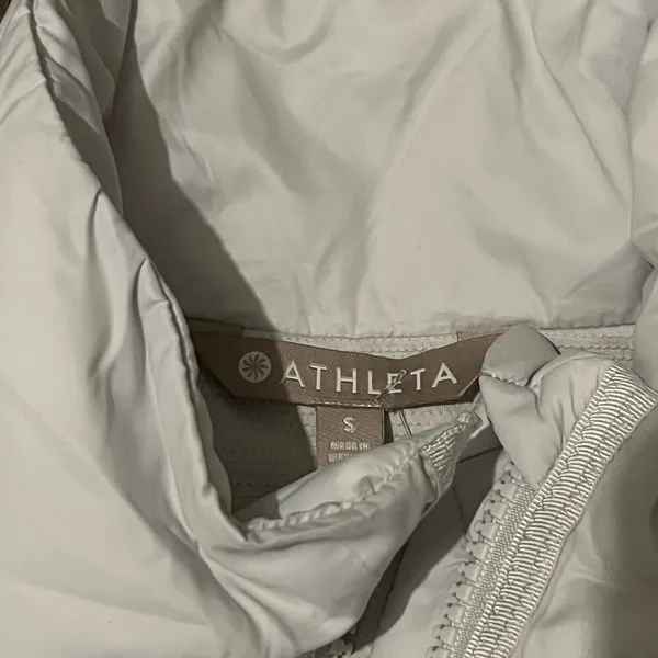 Athleta Rock Ridge Primaloft Vest - Image 4
