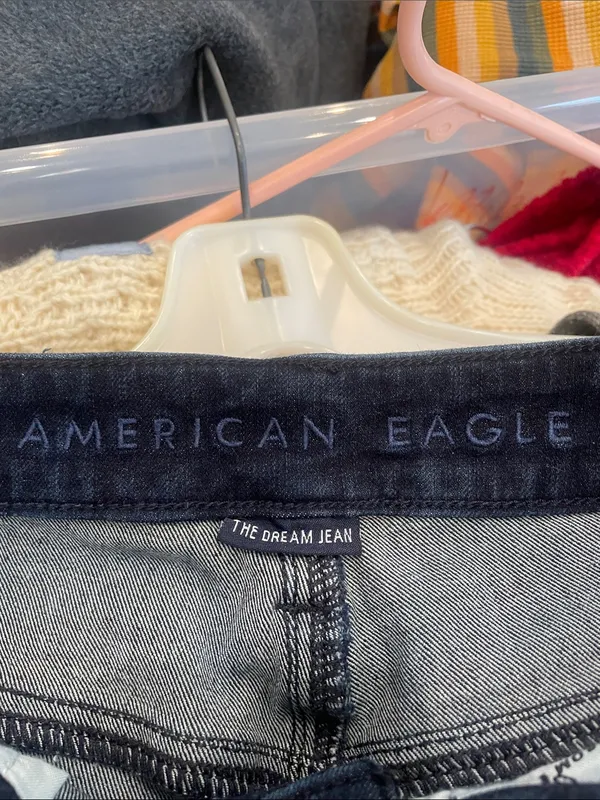 Women’s Dark Blue Slim Jeans by American eagle size 4 - Image 4