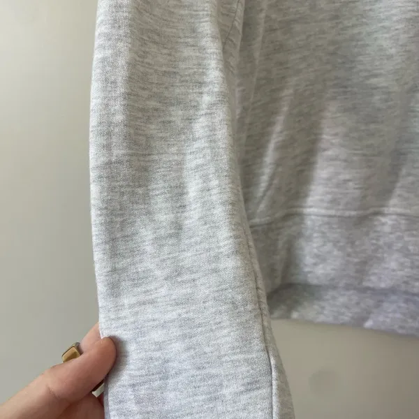 Ultra Soft Lululemon Pull Over - Image 4