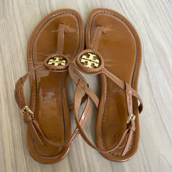 Tory Burch Tan Leather Sandals with Gold Emblem - Image 2