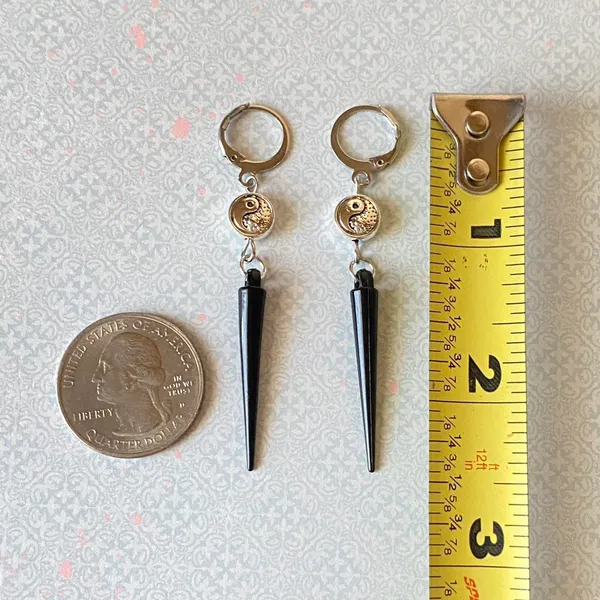Handmade grunge punk funky edgy style yin yang & spike charms unique earringsψ(｀∇´)ψ🖤 - Image 6