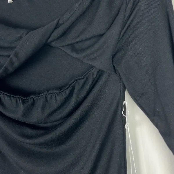 NWT Six/Fifty Black Off The Shoulder with Front Cut Out Shirt Size Medium M NEW - Image 4